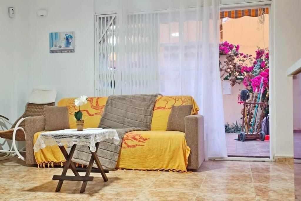Mar Azul Adosado, Patio Y Solarium Lejlighed Torrevieja Eksteriør billede