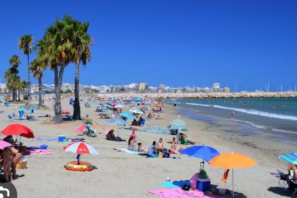 Mar Azul Adosado, Patio Y Solarium Lejlighed Torrevieja Eksteriør billede